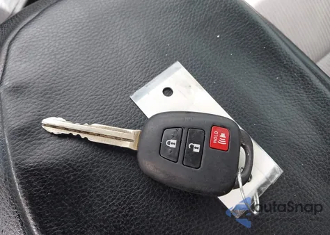 2013 Toyota Rav4 Xle from USA, damaged, VIN JTMWFREV6DD008023